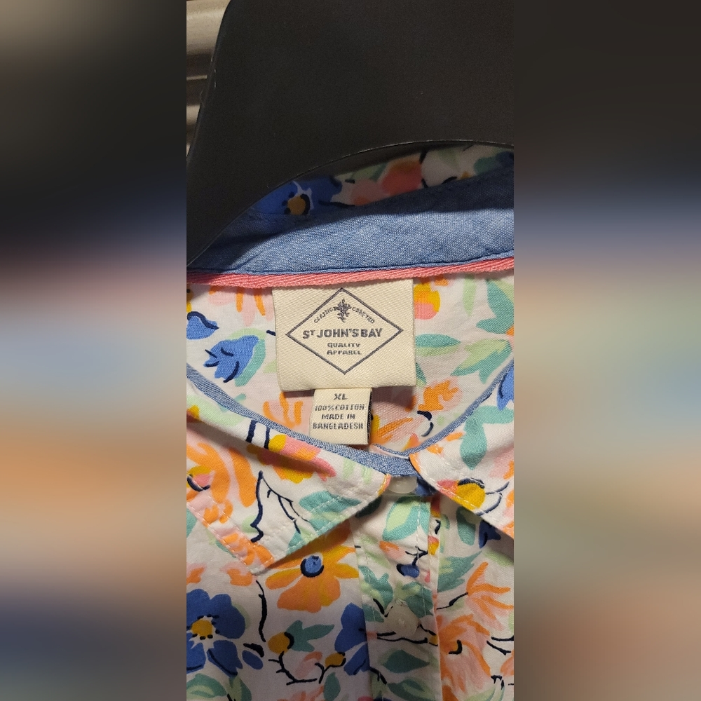 St.John's Bay floral longsleeve